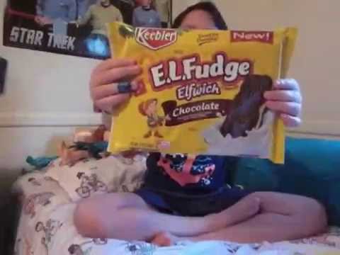 Chocolate E.L.Fudge cookies review!