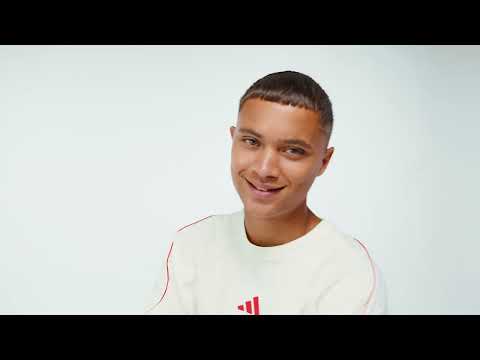 Urmăriți videoclipul