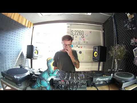 Unaussprechlichen Kulten 78: Vacation Pantheism @20ft Radio - 04/08/2021