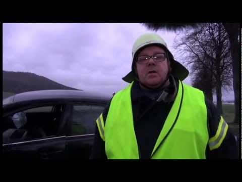 Schwerer Zusammenprall auf der B1