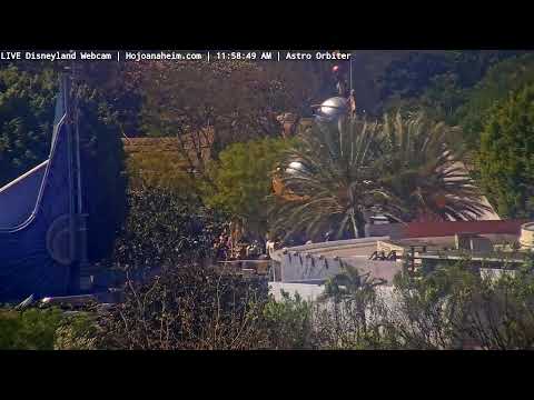 Live webcam of Disneyland Cam