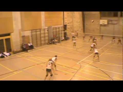 9 févr. 12 : Le Locle - Colombier 2 (F M19) -  1er set