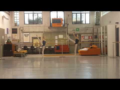 Oxana Kichenko Ballet - Gaia e Carolina today's ballet class