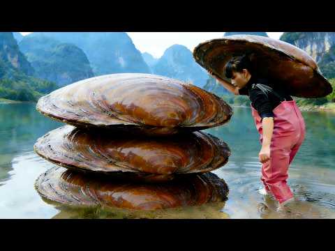 Another day for girls to harvest high-quality river clams and beautiful pearls