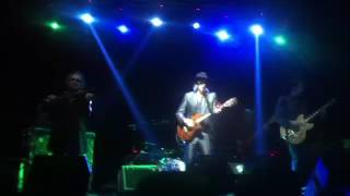 The Waterboys - Rosalind (You Married the Wrong Guy) live