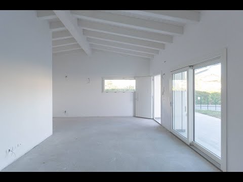 Villa bifamiliare in nuova costruzione, tre camere, con giardino privato, a Torre di Pordenone TF064