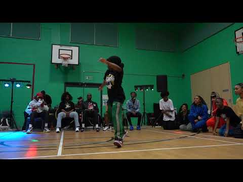 USDD battle - 1VS1 TOP 16 ALICIA (UK) VS DARREN (France)