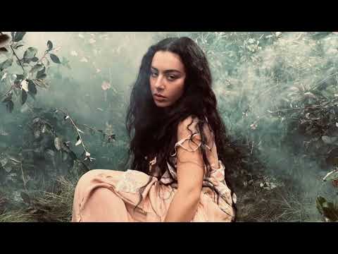 CHARLI XCX - WALL OF SOUND (EXTENDED BRIDGE)