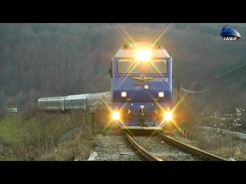 Trenuri de Calatori in Muntii Apuseni - Passenger Trains in Apuseni Mountains - 26 December 2015