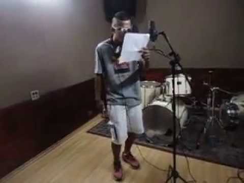 Mc Leandrinho ZL NO ESTÚDIO.. ESSA É A VIDA DOS MENINO