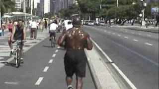 Terry Crews Correndo    /   Terry Crews running