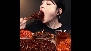 Black Bean Noodles,Kimchi & Spicy Fried Chickens🤤 #shorts #asmr #mukbang #satisfying @EatwithBoki