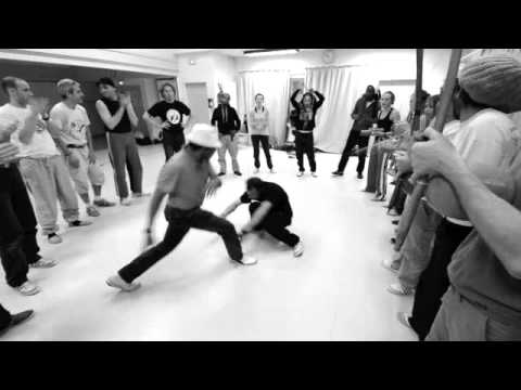 Cours de Capoeira à Nantes - 12emes rencontres Ginga Nagô - Mestre Raimundo & Adao