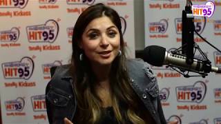 Kanika Kapoor @ Zabardast Hit 95 FM talking about Cheater Mohan