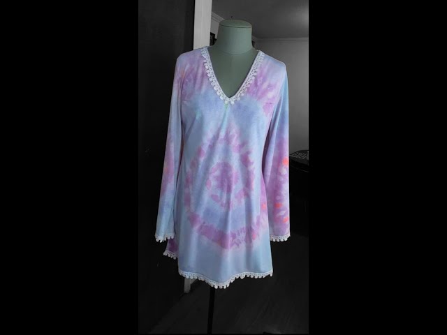 Vídeo relacionado con TOLOYE Disfraz Años 80, Disfraz Hippie Mujer con Camiseta Pantalones Retro Accesorios Neon, Ropa Años 80 Disfraz, Ropa Hippie Disco Vestido Hippie para Carnaval Cosplay Halloween