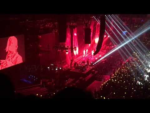 G-Dragon - BULLSHIT live (Act III: Motte World Tour, Melbourne 2017)