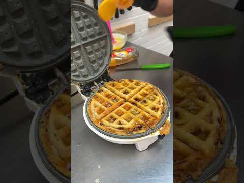 Chili Cornbread Bake