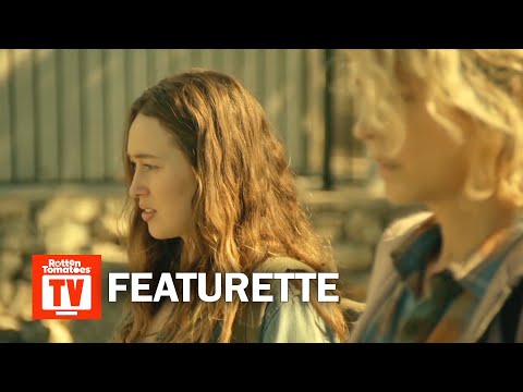 Fear the Walking Dead S04E04 Featurette | 'Waterpark Walkers' | Rotten Tomatoes TV