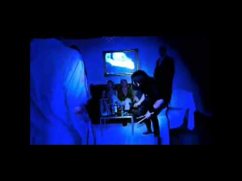 Videoclip de The Great Pretender — Avatar