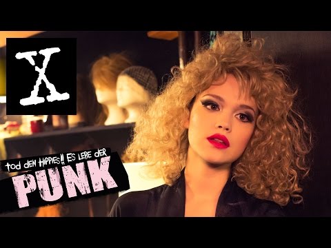 afbeelding TOD DEN HIPPIES, ES LEBE DER PUNK | Trailer (XV) german - deutsch [HD]