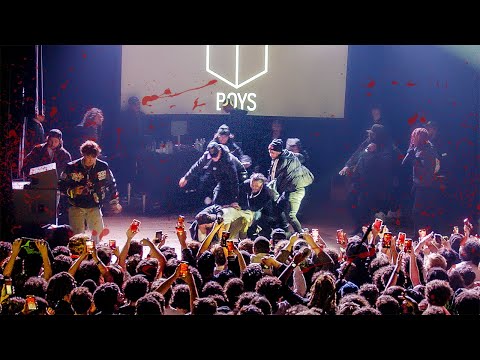 SUMMRS JUMPED ON STAGE FULL VIDEO