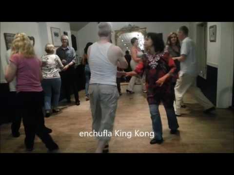 Salsa Tropicana rueda moves - enchufla variations