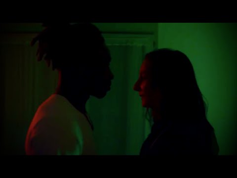 LAYLOW (FT WIT) -...DE BATARD-  (CLIP NON OFFICIEL)