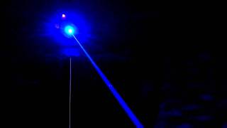 preview picture of video '1.4W 445nm Blue Laser Beamshot vid'