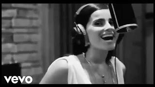 Nelly Furtado - Como Lluvia ft. Juan Luis Guerra (Official Video)