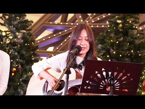 311221 [Fancam] Meeyok Melonpan - ฟอด acoustic (Original by Chilling Sunday)