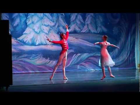 Moscow Ballet's Great Russian Nutcracker - Act I Snow Scene Grand Pas de Deux