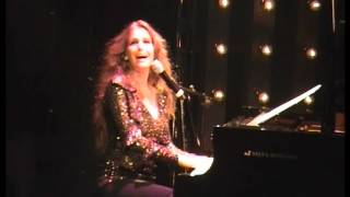 MARÍA TOLEDO -Nunca me olvidarás (en directo desde el Teatro Quintero de Sevilla)