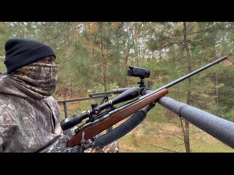 Deer Hunting a Pre Winter Cold Front and High Winds Ep.3