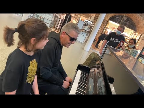 9 Year Old Girl Shows Her Boogie Woogie Skills