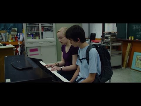 A Brilliant Young Mind (X+Y) Piano & Synesthesia Scene - Bach/Gounod Ave Maria