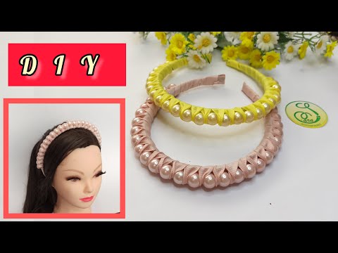 Fantastic pearl hair accessory with ribbon😍