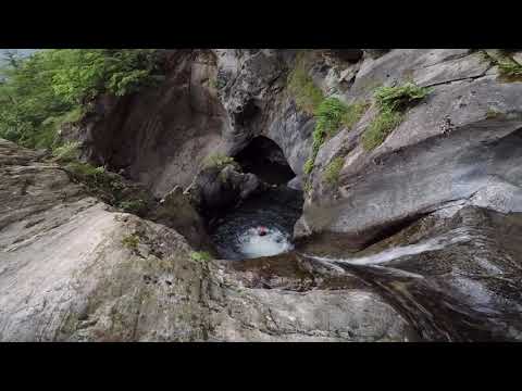 Canyoning Auerklamm Jump mit Trenkertours Tirol - für alle die das ultimative Erlebnis suchen.