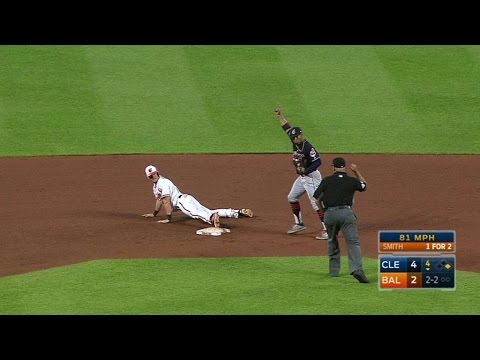 CLE@BAL: Gomes catches Gentry stealing second