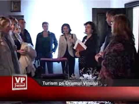 Turism pe Drumul Vinului