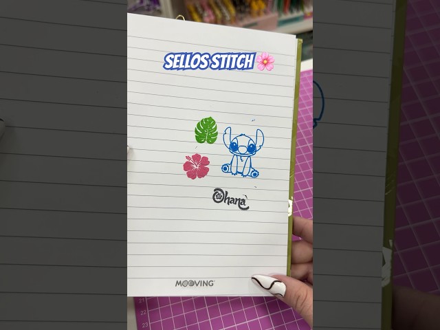 Vídeo relacionado con Aretes de plata fina de Disney Lilo y Stitch con sellos de esmalte azul y rosa