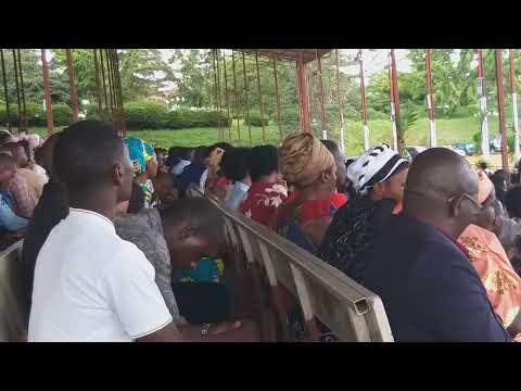 Icyakora muzahabwa Imbaraga Umwuka wera na manuka mbega byiza bya Horeb choir