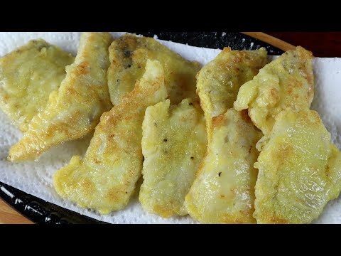 참기름을 바르고 만들어보세요. 더욱 탱탱한 동태전 명절음식