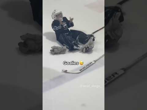 Goalies live in their own world 😅🤣 #hockey #icehockey #nhl #goalie #hockeymemes #shorts #foryou