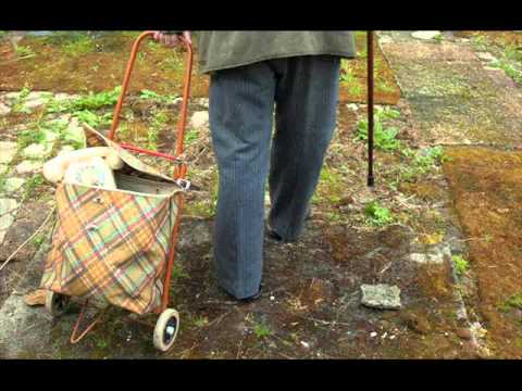 Kachlička   Dobeš na slámu