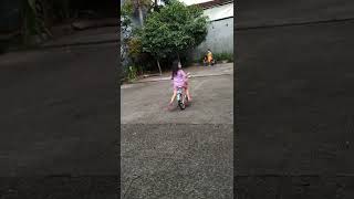 Download lagu cara mudah anak belajar naik sepeda roda dua mp3 Download lagu cara mudah anak belajar naik sepeda roda dua mp3