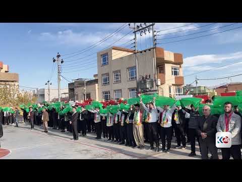 جانب من تحضيرات رفع علم كوردستان في إحدة مدارس زاخو بمناسبة يوم علم كوردستان 