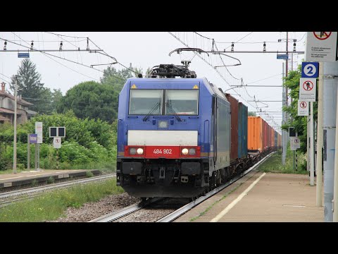 TRENI MERCI in TRANSITO a TUTTA VELOCITÀ nella STAZIONE di PONTECURONE