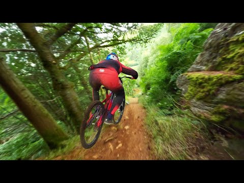 Can a Drone Keep Up with This MTB Downhill Pro?