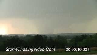 preview picture of video '5/24/2011 Wedge Tornado B-Roll footage near Canton, OK'