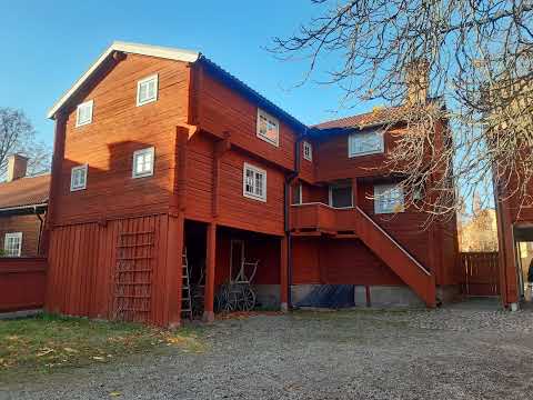 A walk in Gamla (old) Linköping OPen-Air Museum.